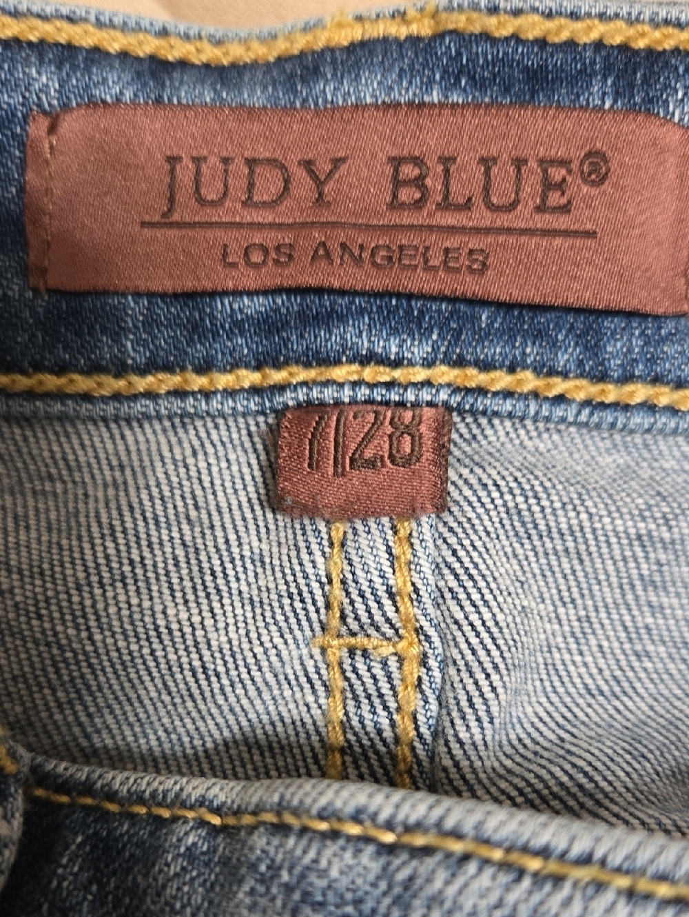 Judy Blue Light Blue Boot Cut Jeans Size 7/28 - Picture 8 of 8